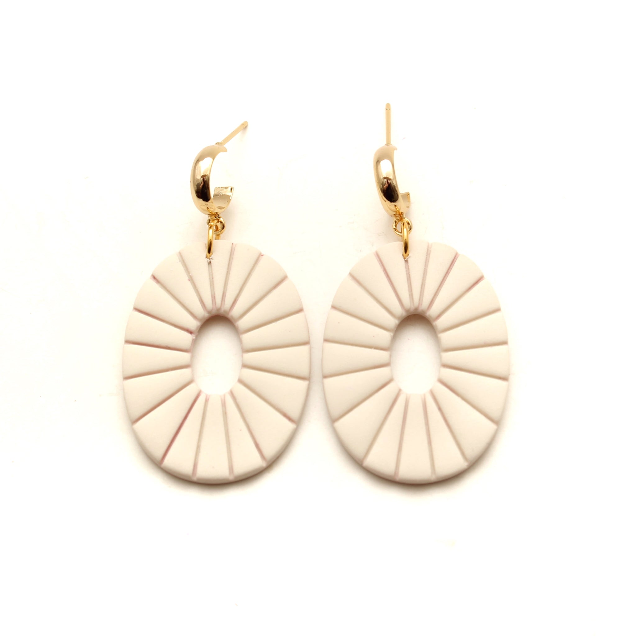 Gardenia Echo Earrings