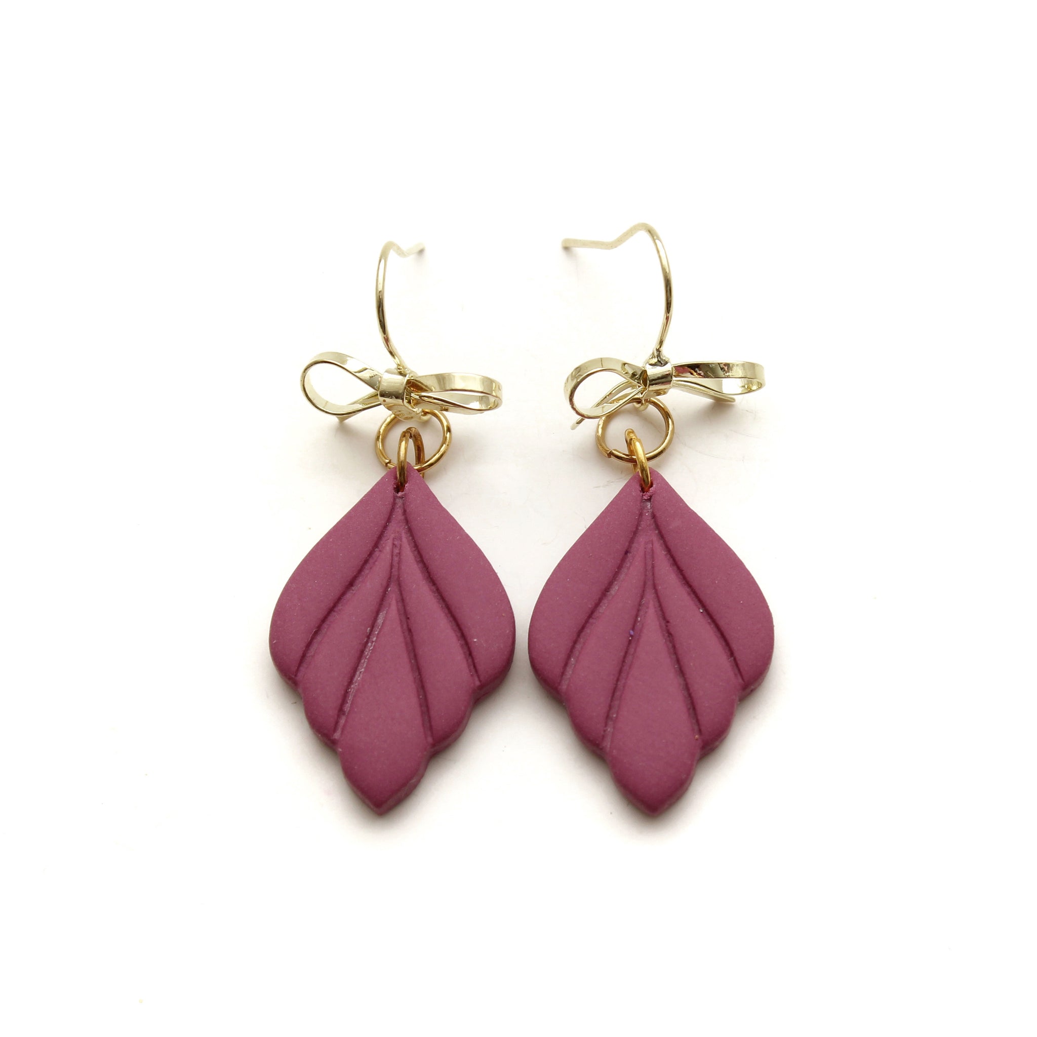 Boysenberry Fawn with Bow Hooks Earrings