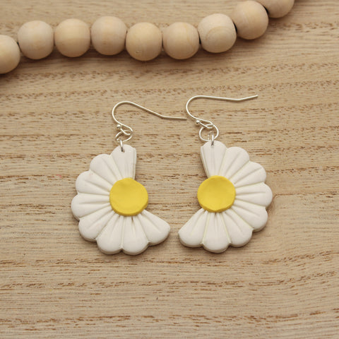 White 3/4 Daisy Dangle Polymer Clay Earrings